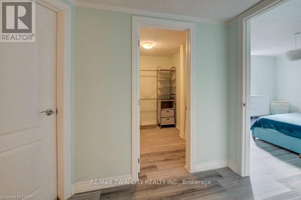 215 Hostetler Road, Wilmot, Ontario  N3A 0B1 - Photo 40 - X12466405