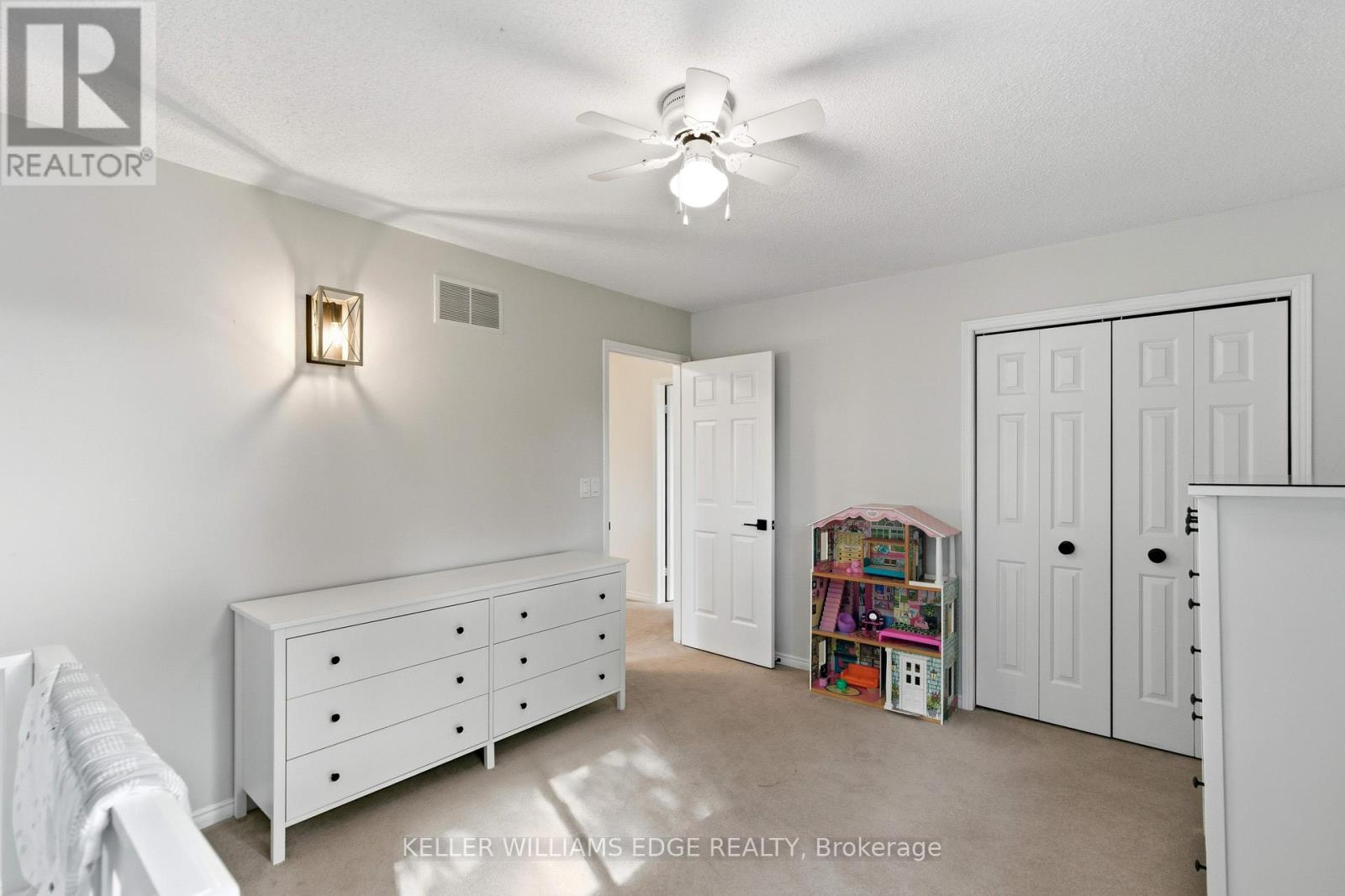 2 Giffin Road, Hamilton, Ontario  L9H 6S1 - Photo 33 - X12466422