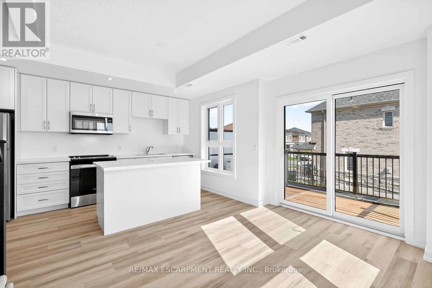39 - 70 Kenesky Drive, Hamilton, Ontario  L0R 2H7 - Photo 10 - X12466456