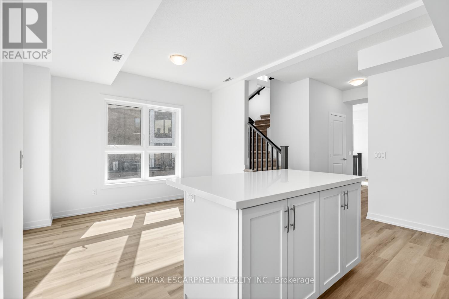 39 - 70 Kenesky Drive, Hamilton, Ontario  L0R 2H7 - Photo 12 - X12466456