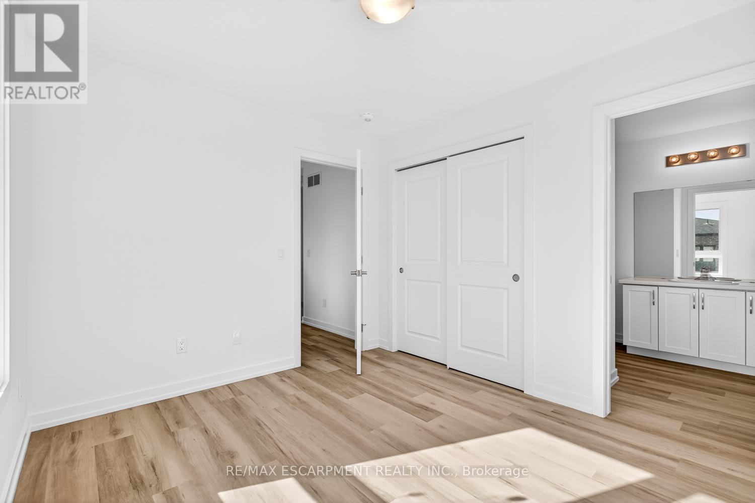 39 - 70 Kenesky Drive, Hamilton, Ontario  L0R 2H7 - Photo 26 - X12466456