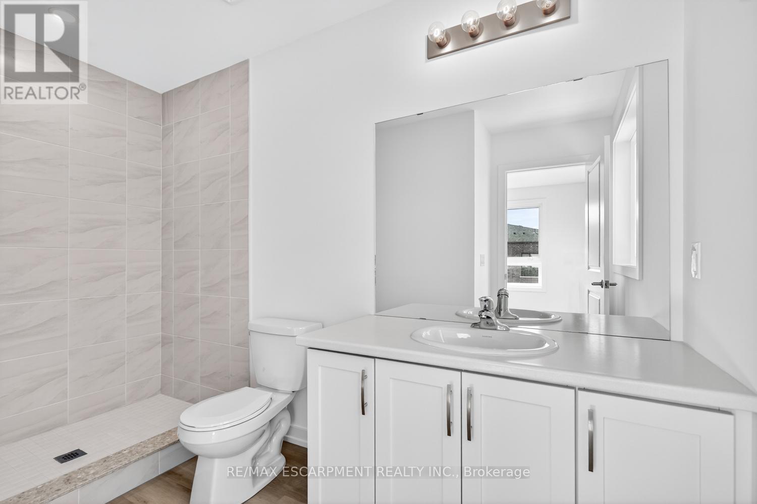 39 - 70 Kenesky Drive, Hamilton, Ontario  L0R 2H7 - Photo 29 - X12466456