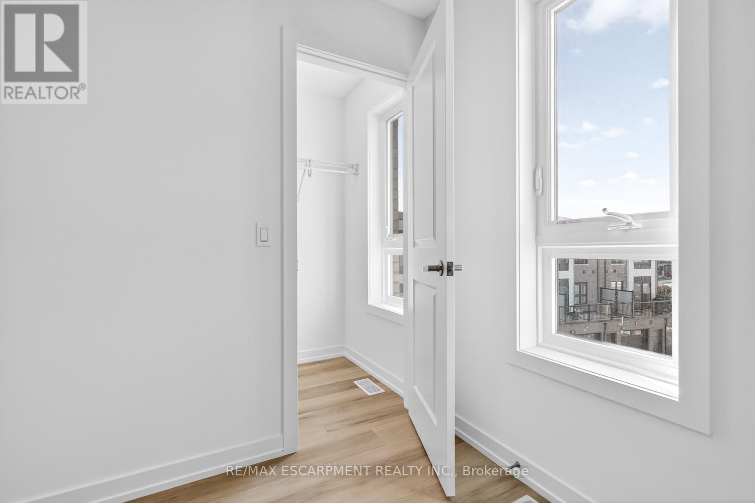 39 - 70 Kenesky Drive, Hamilton, Ontario  L0R 2H7 - Photo 36 - X12466456