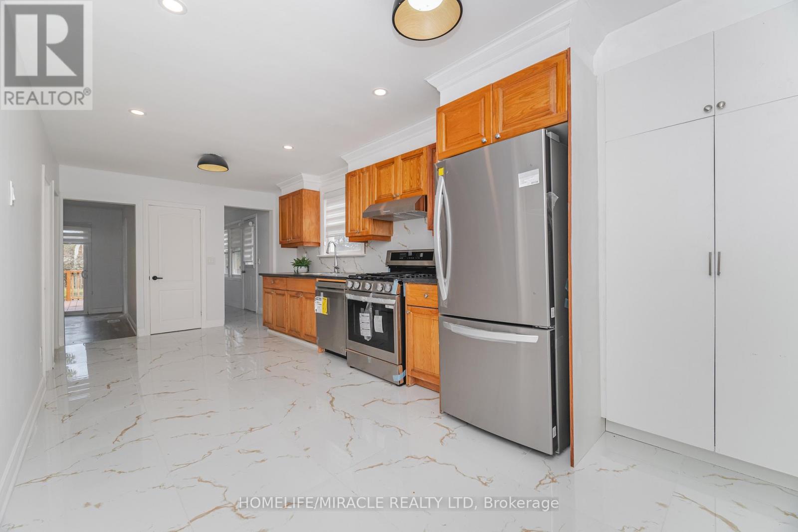 7751 Thomas Street, Niagara Falls, Ontario  L2G 6T3 - Photo 12 - X12466473
