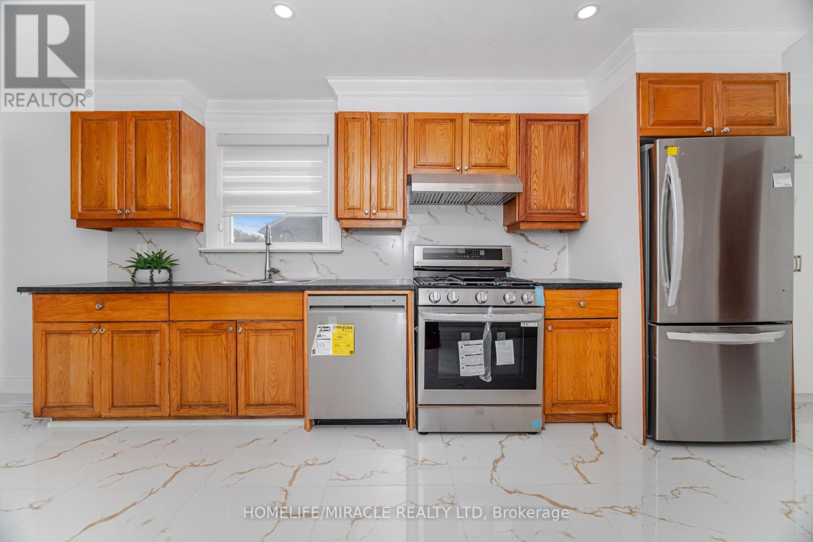 7751 Thomas Street, Niagara Falls, Ontario  L2G 6T3 - Photo 15 - X12466473