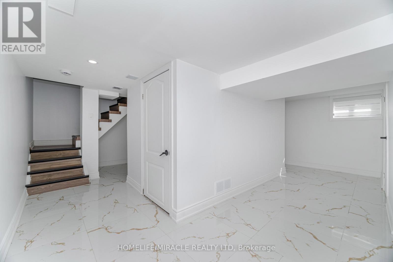 7751 Thomas Street, Niagara Falls, Ontario  L2G 6T3 - Photo 23 - X12466473