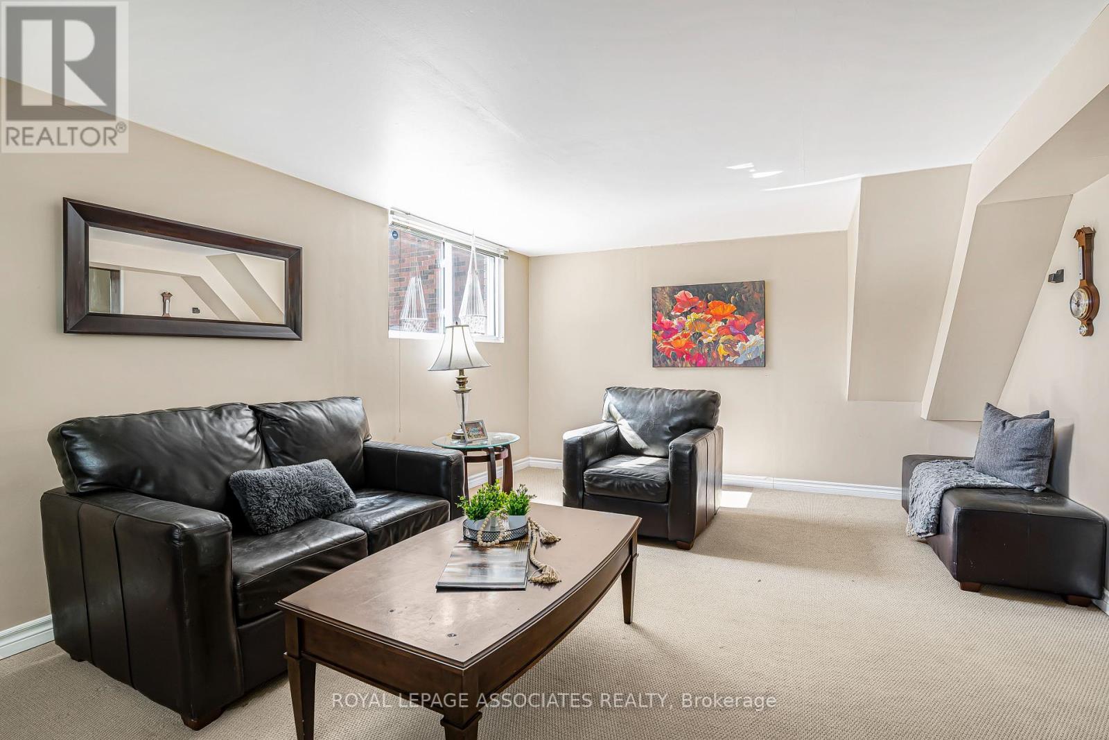 2371 Hendershot Road, Hamilton, Ontario  L0R 1C0 - Photo 37 - X12466477