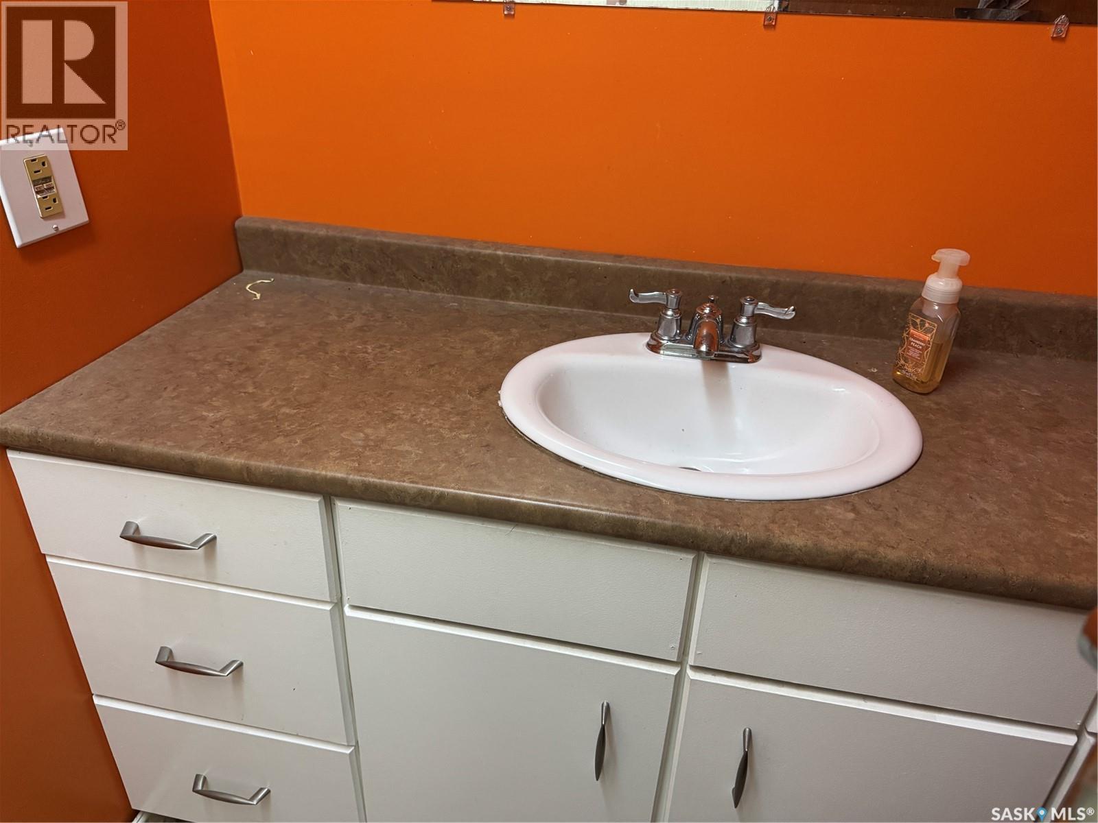 138 Thomson Avenue, Regina, Saskatchewan  S4N 5L3 - Photo 22 - SK020978