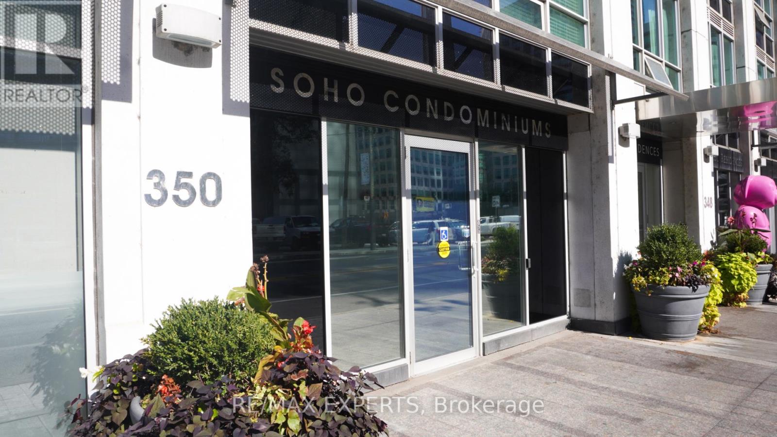 M30 - 350 WELLINGTON STREET W, Toronto, Ontario