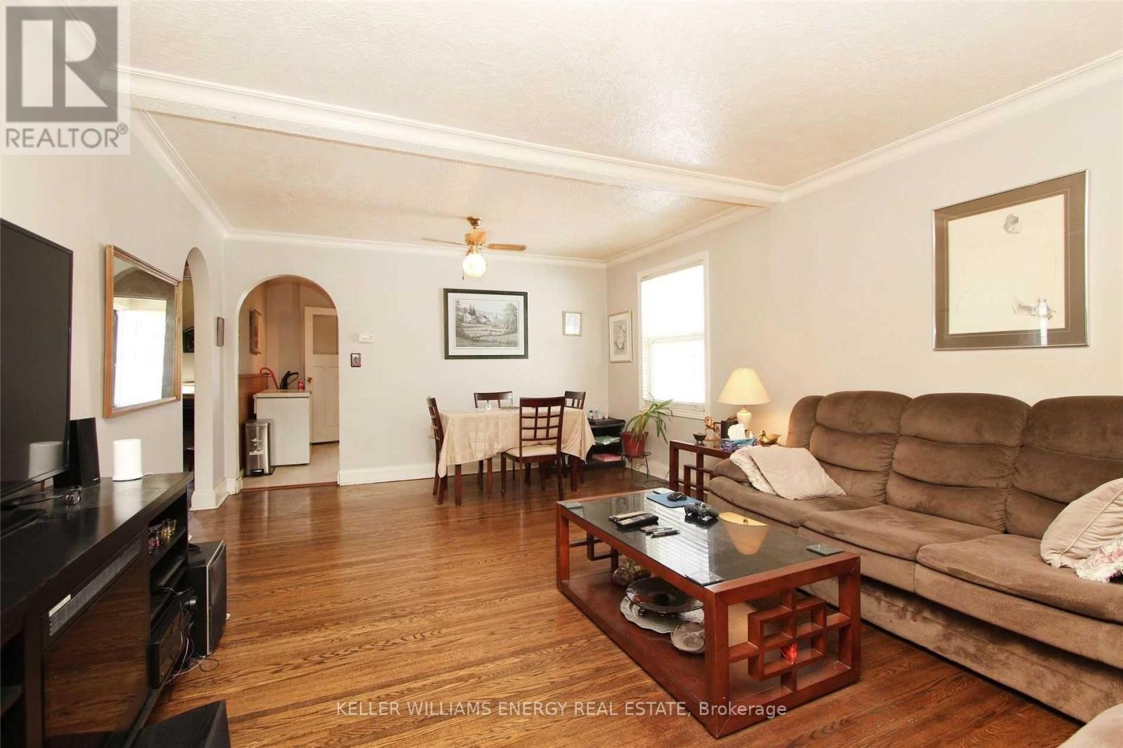 64 Grenfell Street, Oshawa, Ontario  L1J 4W2 - Photo 5 - E12464795