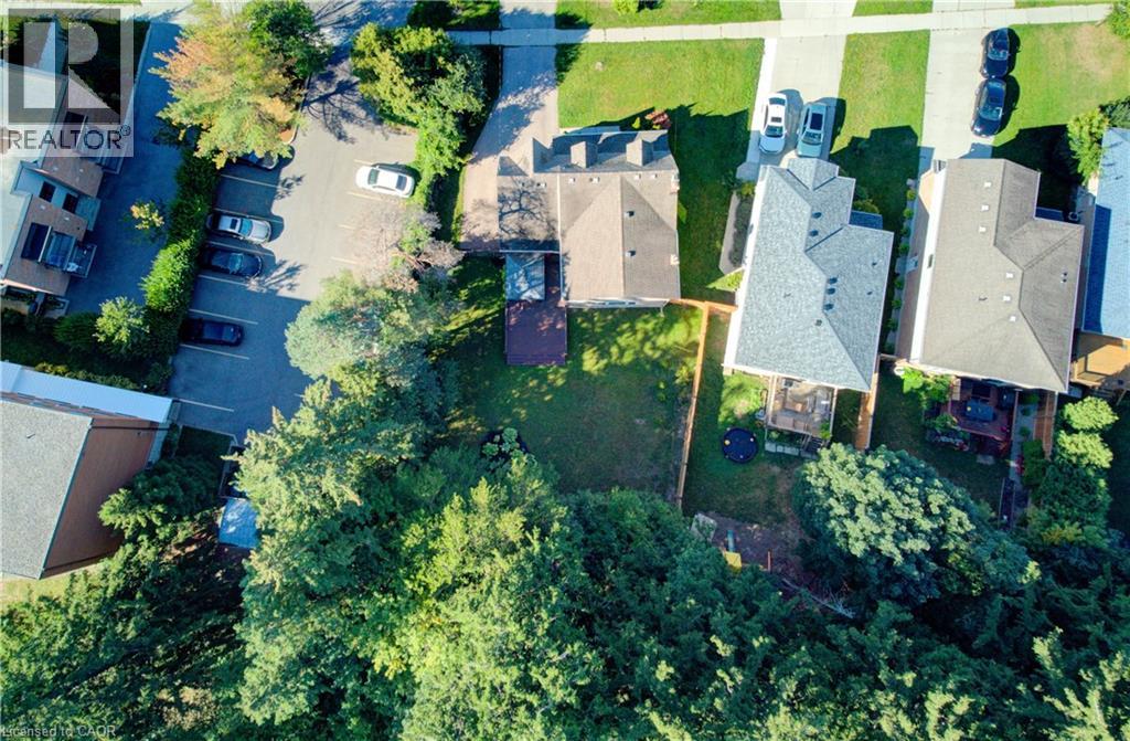 6 Churchill Street, Waterloo, Ontario  N2L 2X2 - Photo 7 - 40779795