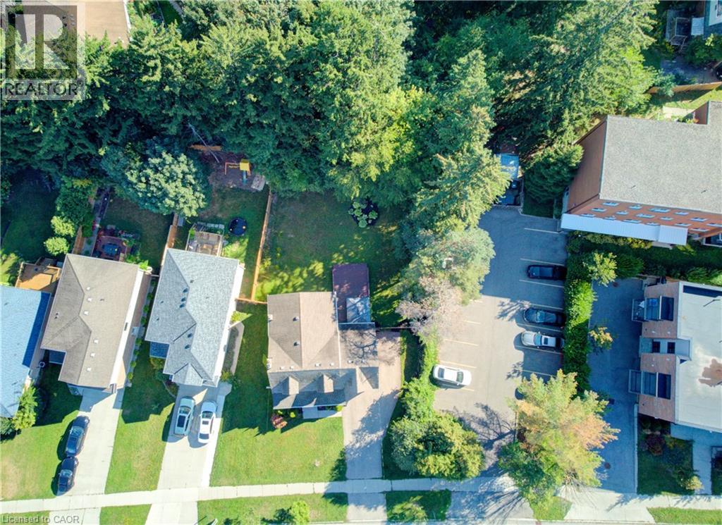 6 Churchill Street, Waterloo, Ontario  N2L 2X2 - Photo 8 - 40779795