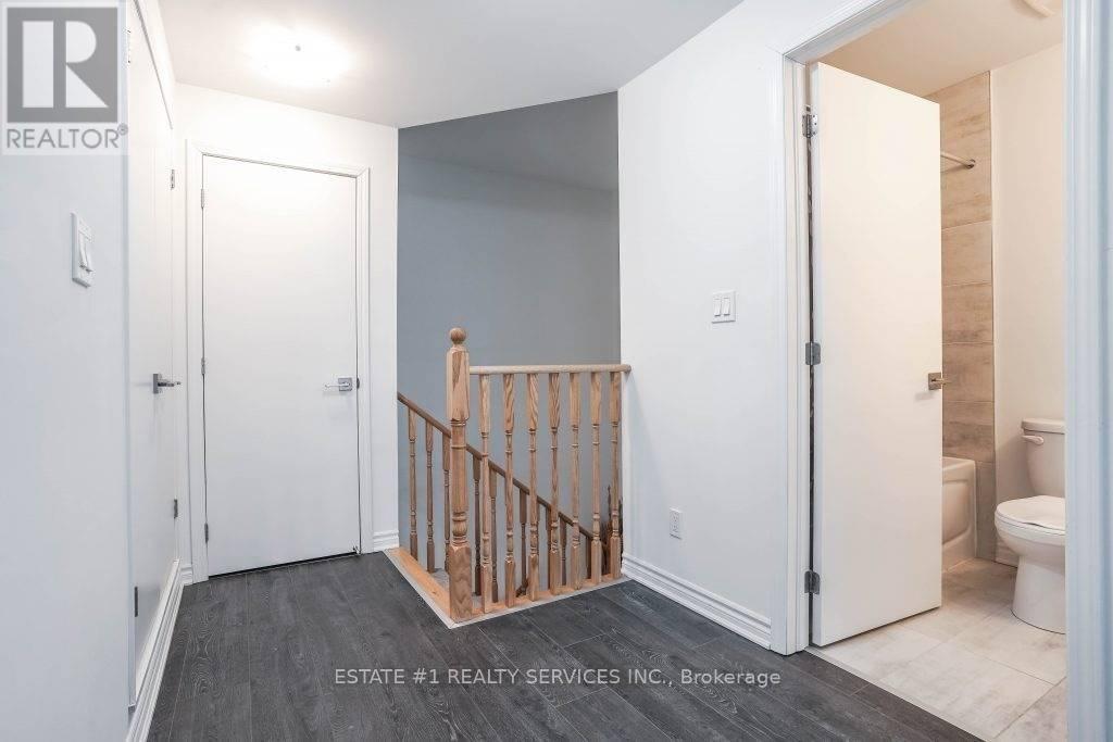 A (Master Br) - 7 Falaise Road, Toronto, Ontario  M1E 3B6 - Photo 18 - E12466549