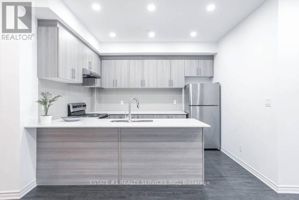 A (Master Br) - 7 Falaise Road, Toronto, Ontario  M1E 3B6 - Photo 9 - E12466549