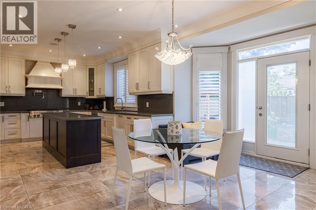 123 Mayfield Drive, Oakville, Ontario  L6H 1K6 - Photo 11 - 40779752