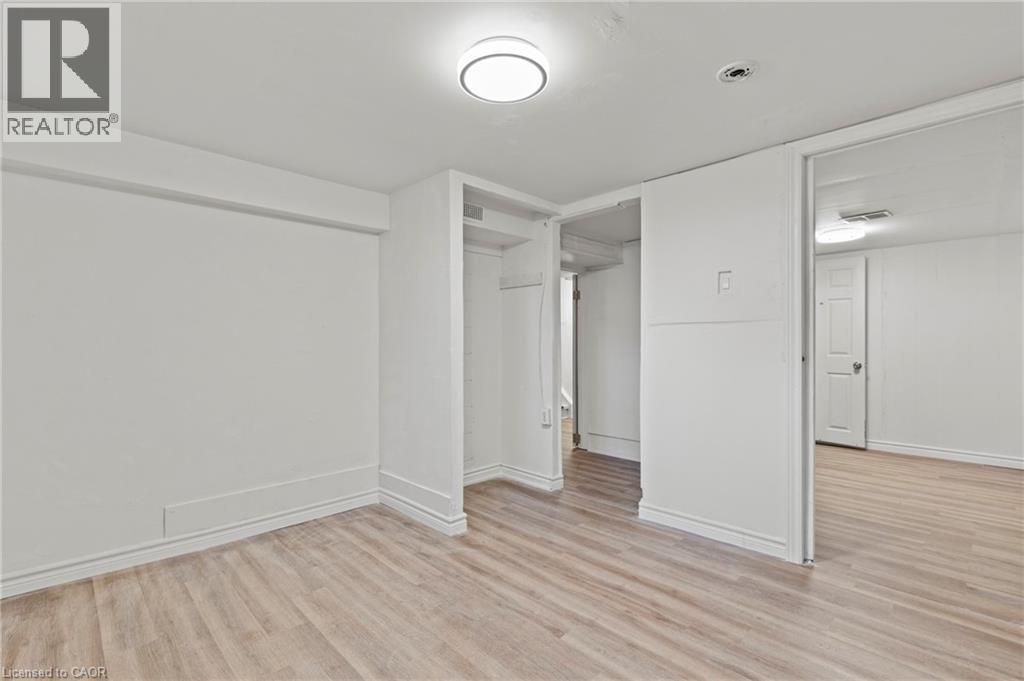 50 West 4th Street, Hamilton, Ontario  L9C 3M4 - Photo 21 - 40744264