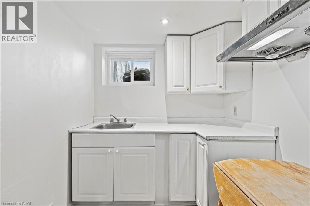 50 West 4th Street, Hamilton, Ontario  L9C 3M4 - Photo 18 - 40744264