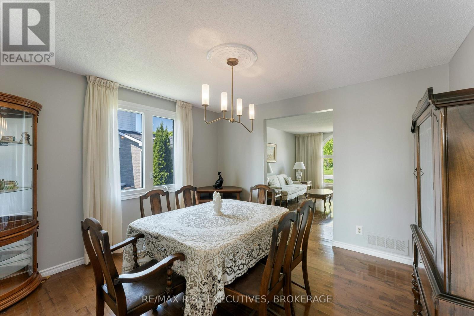 656 Rivermeade Avenue, Kingston, Ontario  K7M 7Z6 - Photo 7 - X12466585