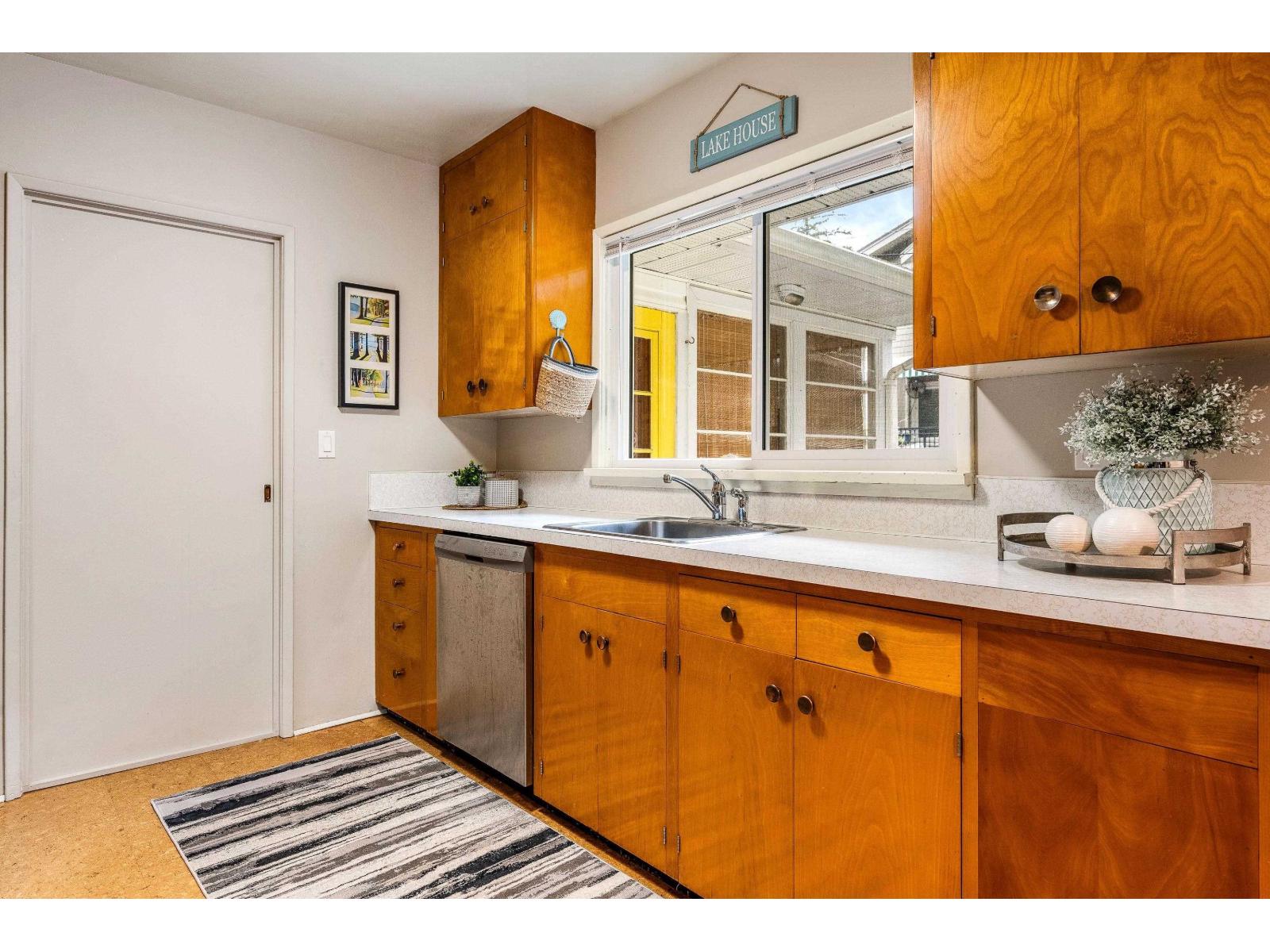 404 Birch Street, Cultus Lake North, Cultus Lake, British Columbia  V2R 4Z3 - Photo 18 - R3059095