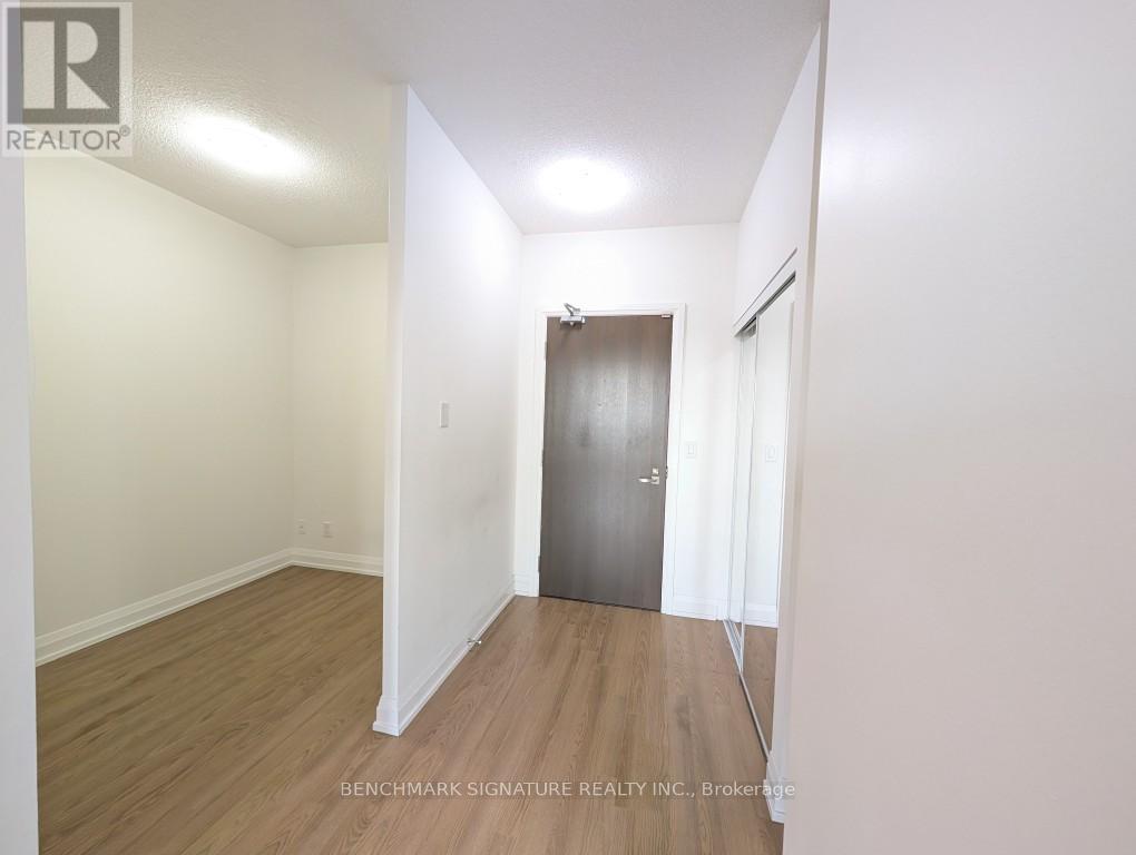 616 - 7171 Yonge Street, Markham, Ontario  L3T 0C5 - Photo 3 - N12466502