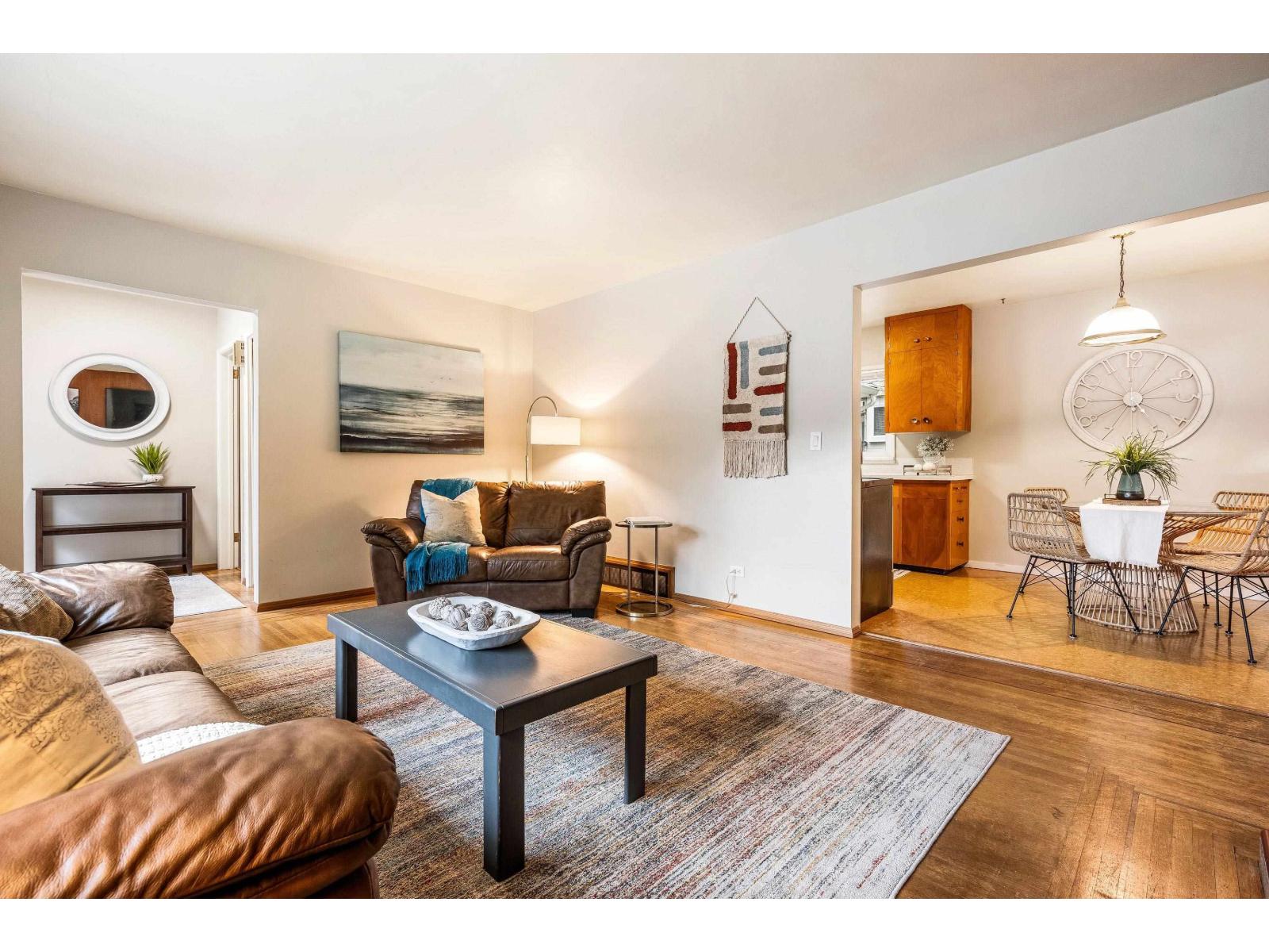 404 Birch Street, Cultus Lake North, Cultus Lake, British Columbia  V2R 4Z3 - Photo 11 - R3059095