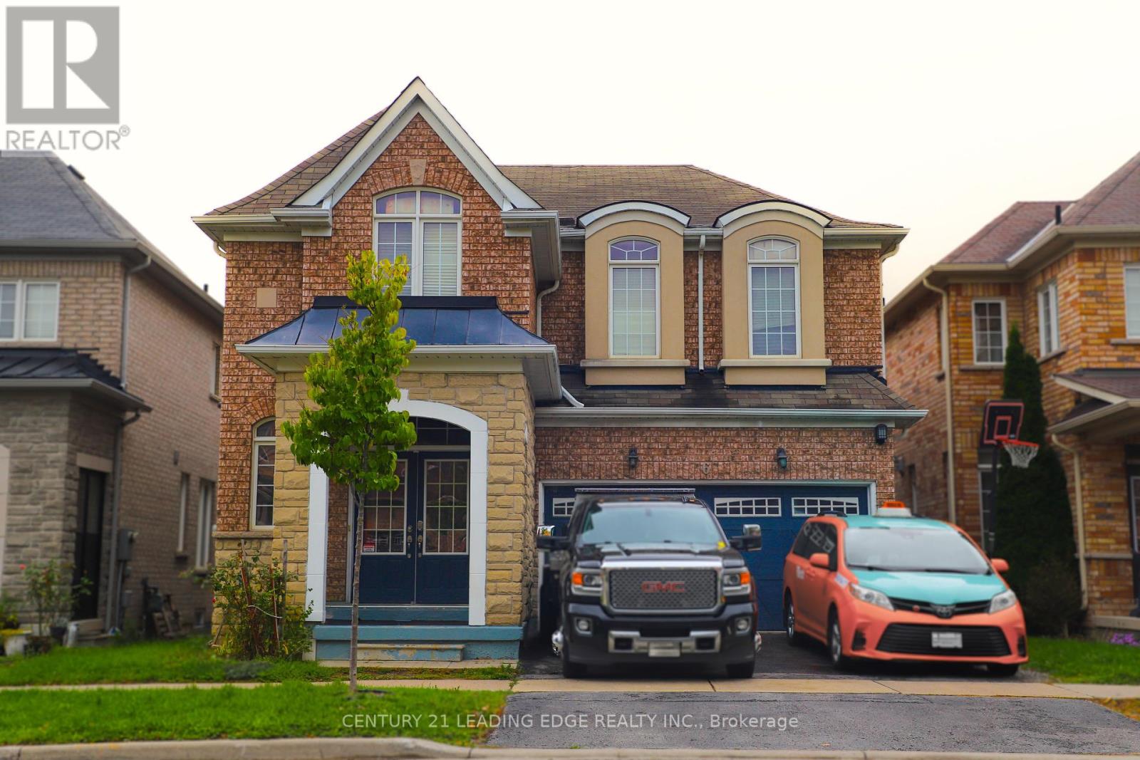 6 Gamble Drive, Ajax, Ontario  L1Z 0H2 - Photo 2 - E12463895