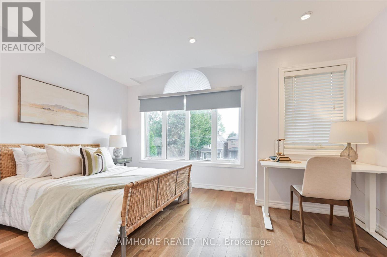 150 Gowan Avenue, Toronto, Ontario  M4J 2K6 - Photo 22 - E12465847