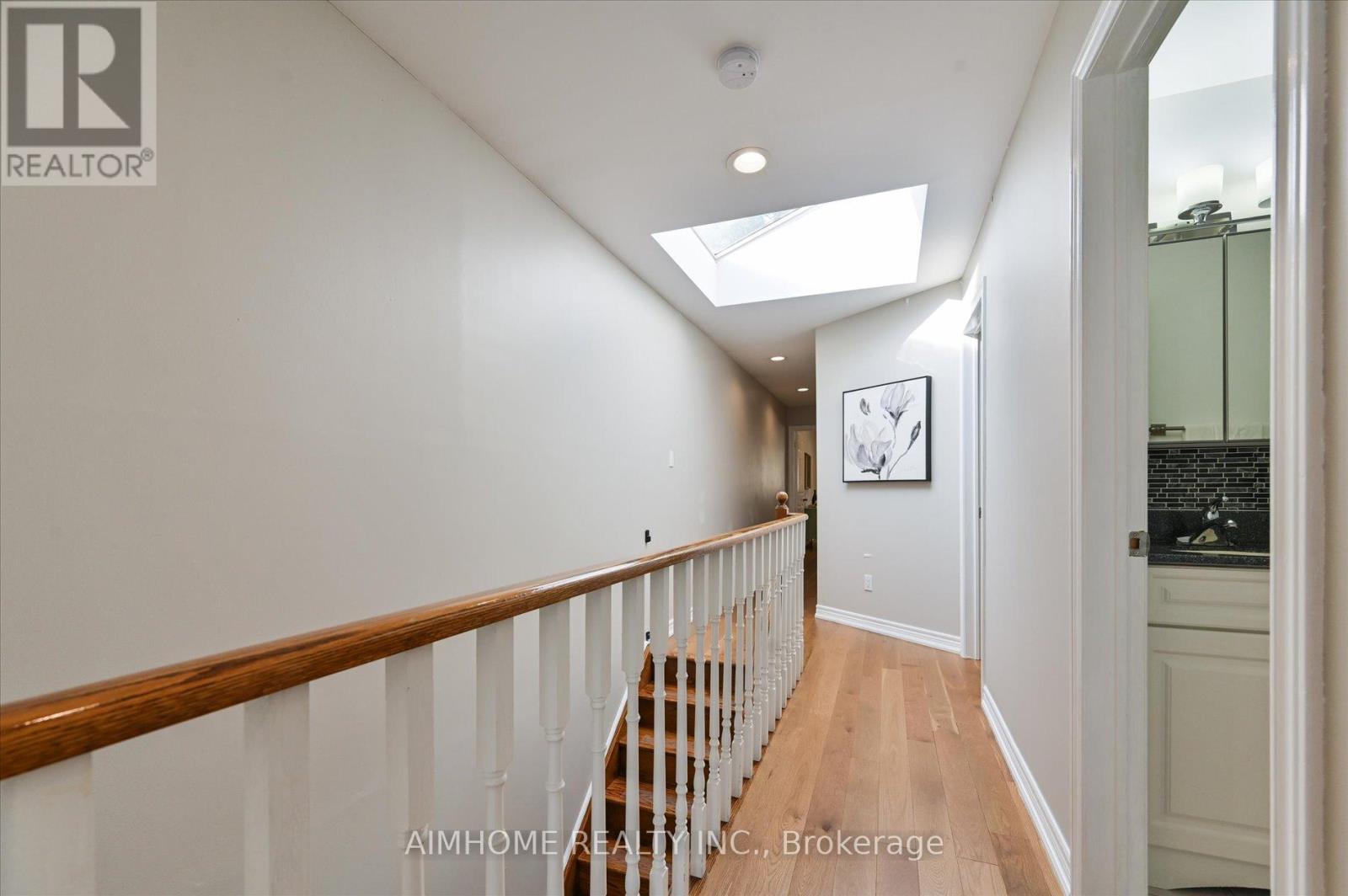 150 Gowan Avenue, Toronto, Ontario  M4J 2K6 - Photo 16 - E12465847