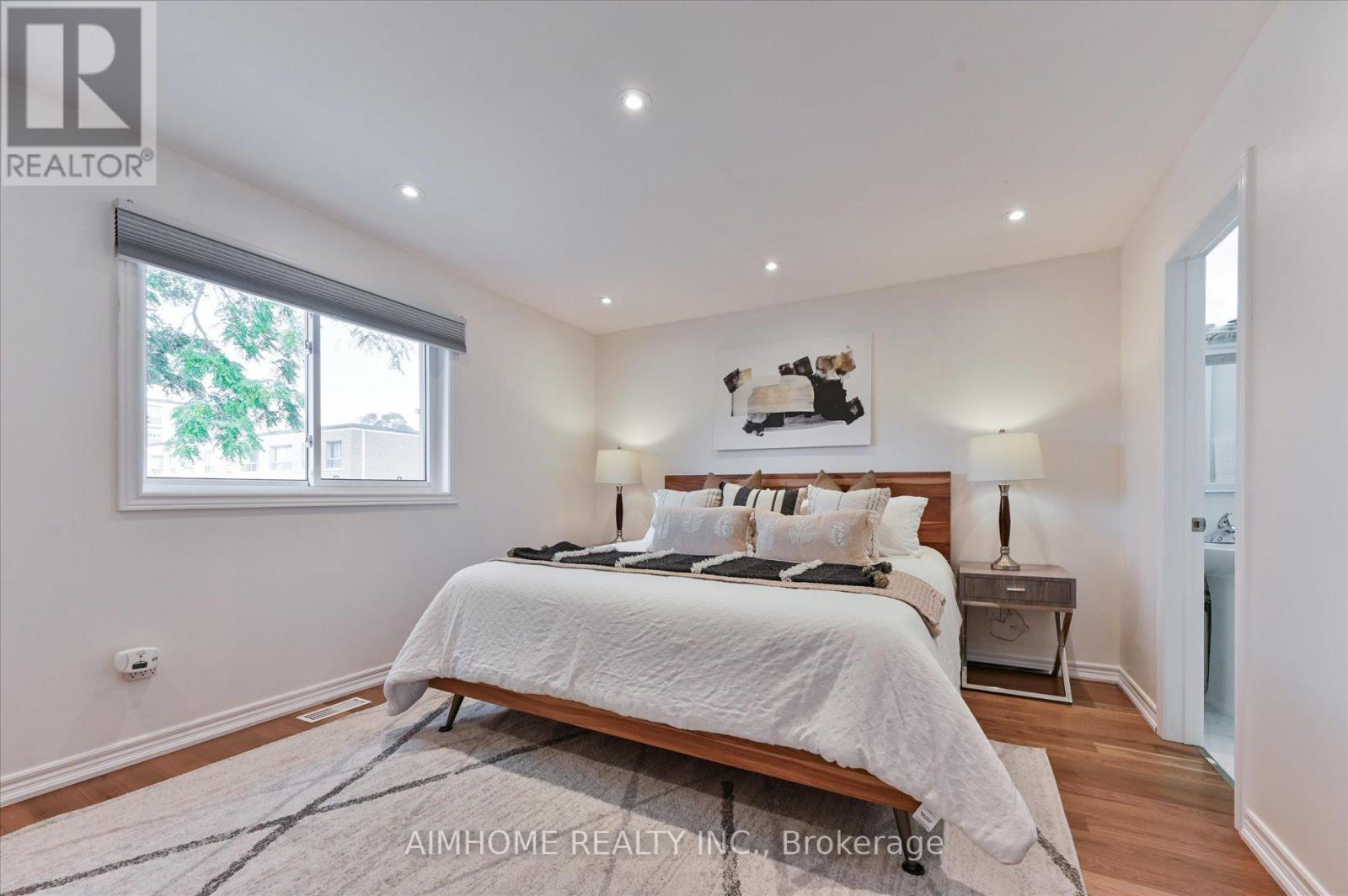 150 Gowan Avenue, Toronto, Ontario  M4J 2K6 - Photo 18 - E12465847