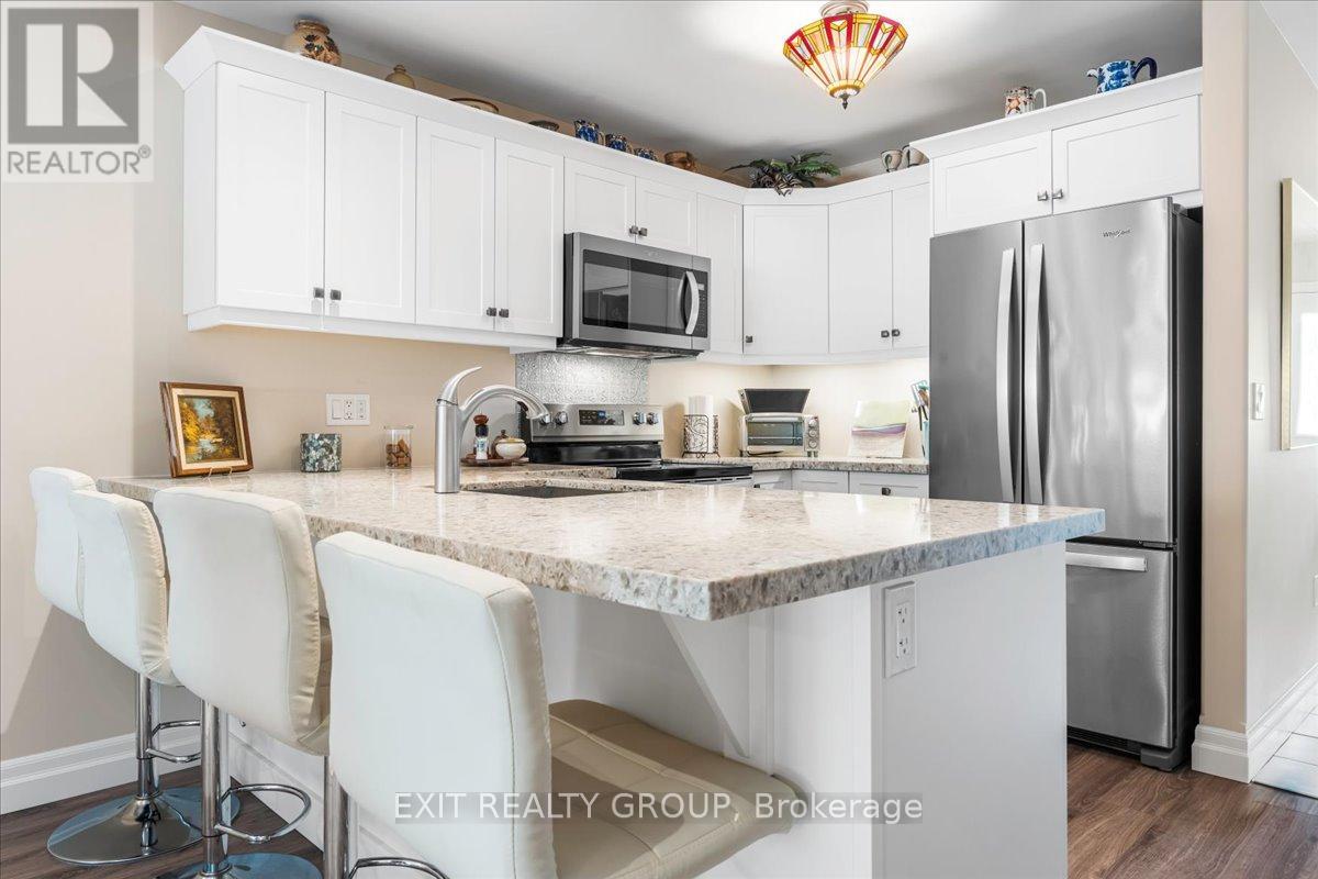 20 Gladstone Street, Madoc, Ontario  K0K 2K0 - Photo 12 - X12466686