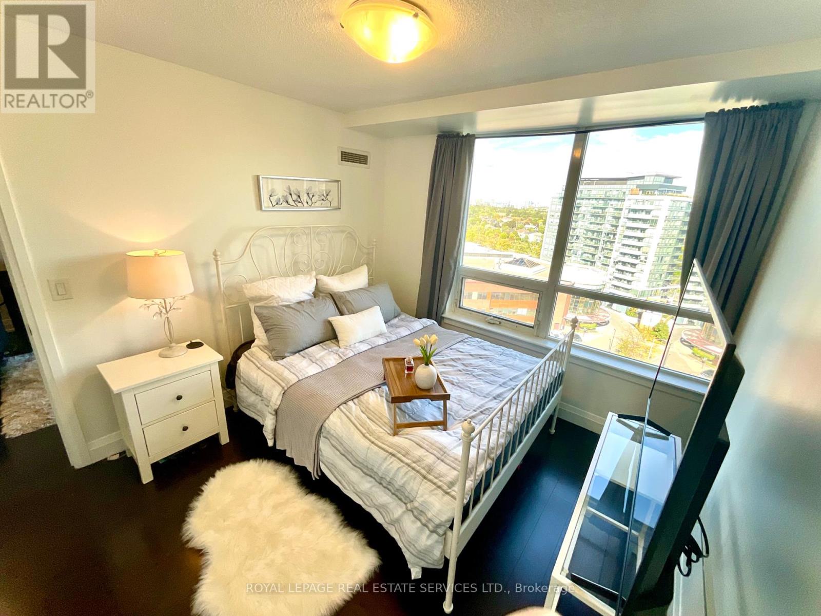 1203 - 55 De Boers Drive, Toronto, Ontario  M3J 0G5 - Photo 10 - W12462467