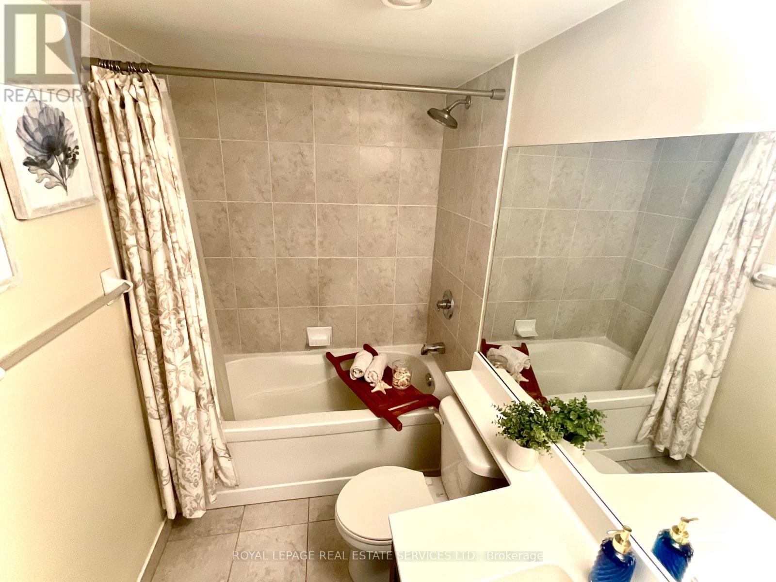 1203 - 55 De Boers Drive, Toronto, Ontario  M3J 0G5 - Photo 14 - W12462467