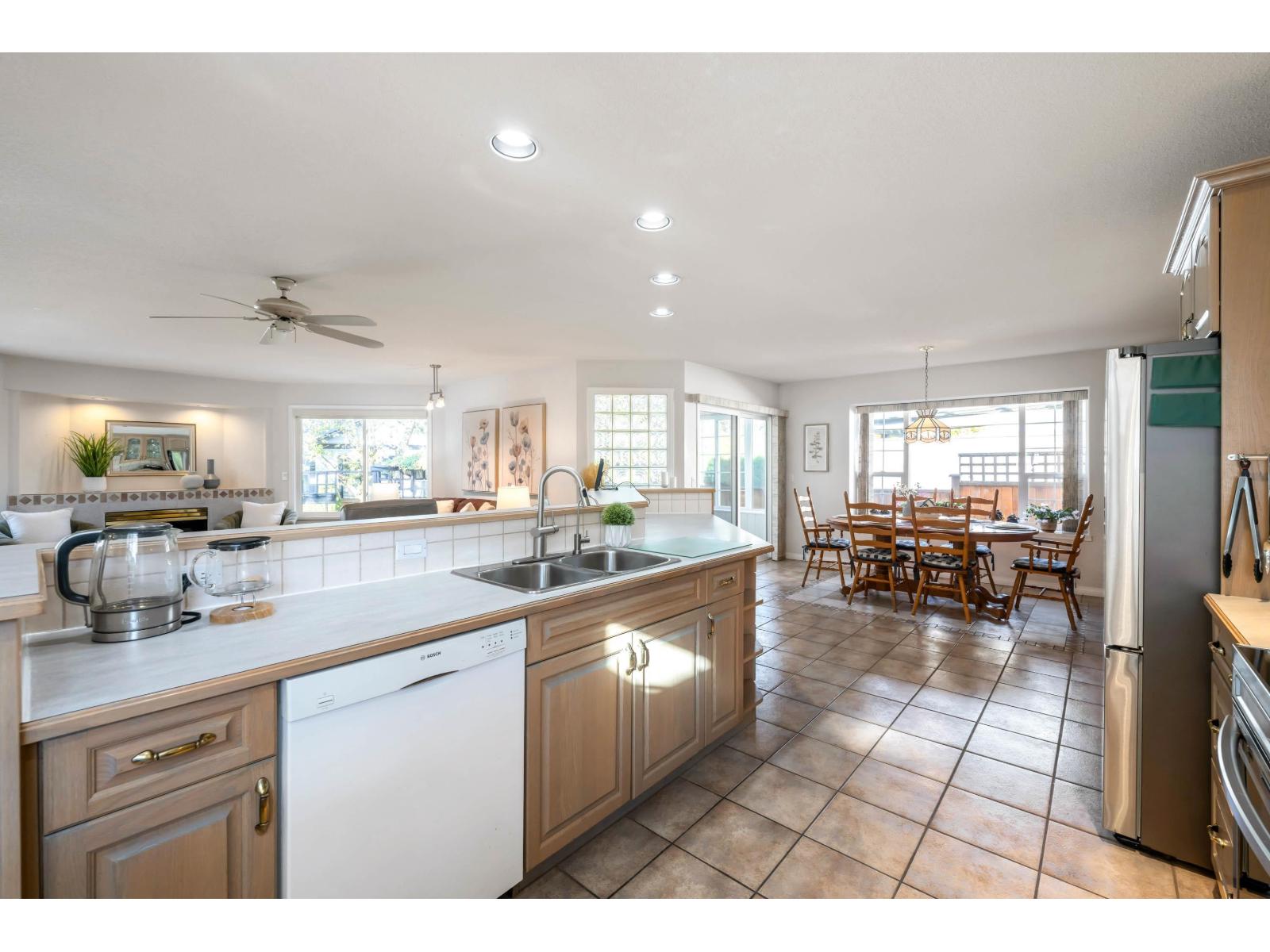 4683 218a Street, Langley, British Columbia  V3A 8H8 - Photo 12 - R3059056