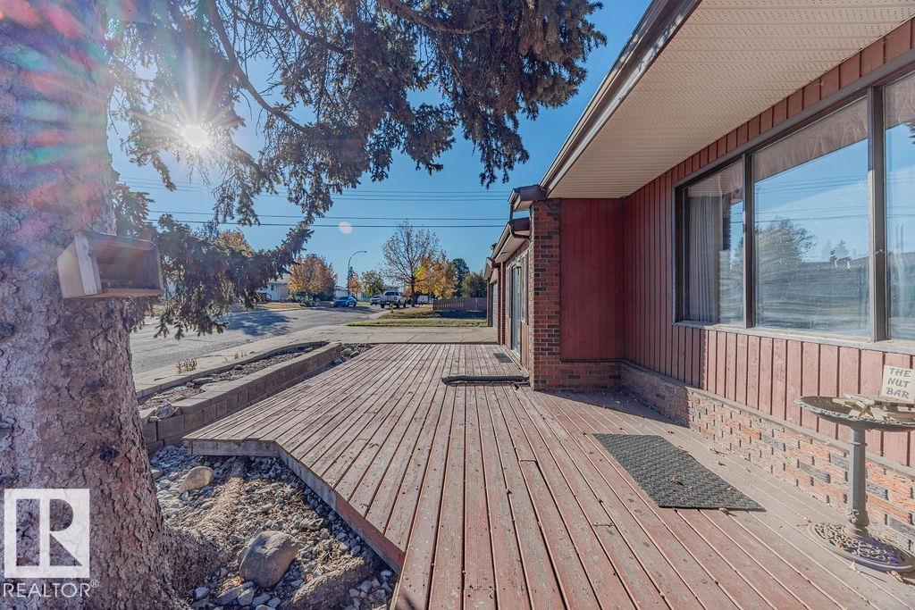 13546 90 St Nw, Edmonton, Alberta  T5E 3N1 - Photo 3 - E4462365
