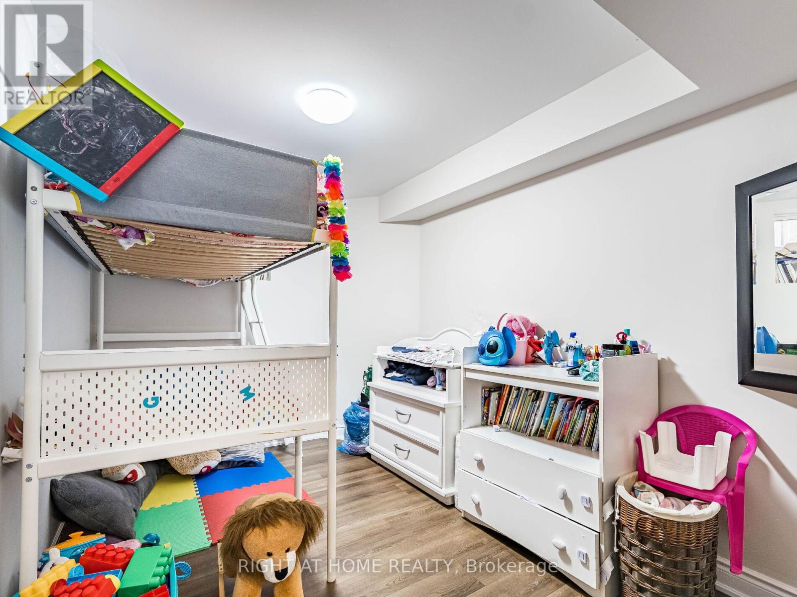 405 Scott Boulevard, Milton, Ontario  L9T 0T1 - Photo 47 - W12451010