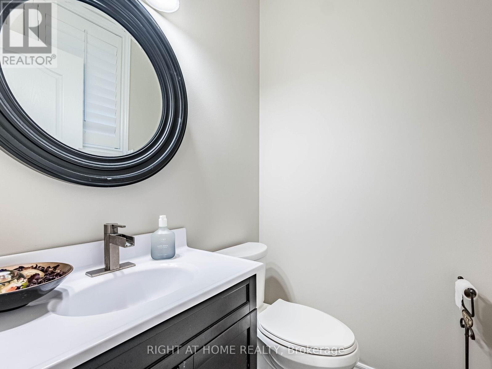 405 Scott Boulevard, Milton, Ontario  L9T 0T1 - Photo 19 - W12451010