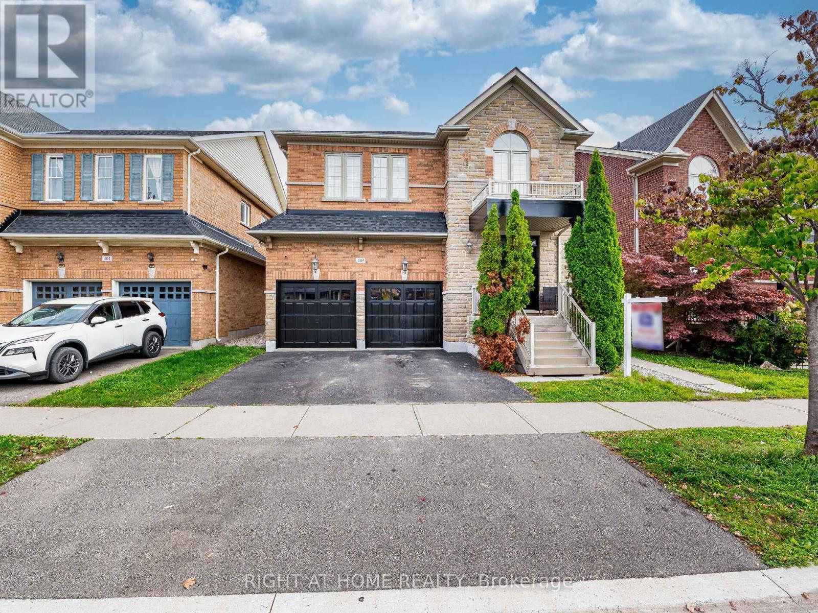 405 Scott Boulevard, Milton, Ontario  L9T 0T1 - Photo 2 - W12451010