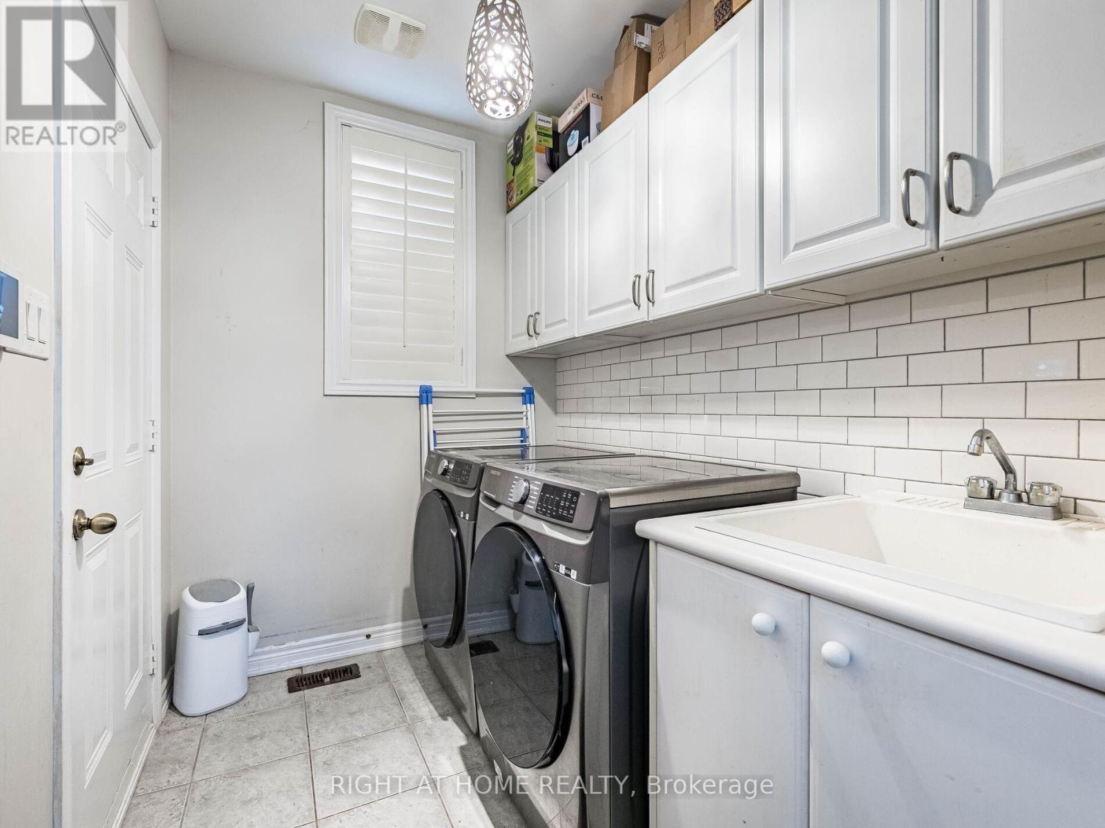 405 Scott Boulevard, Milton, Ontario  L9T 0T1 - Photo 38 - W12451010