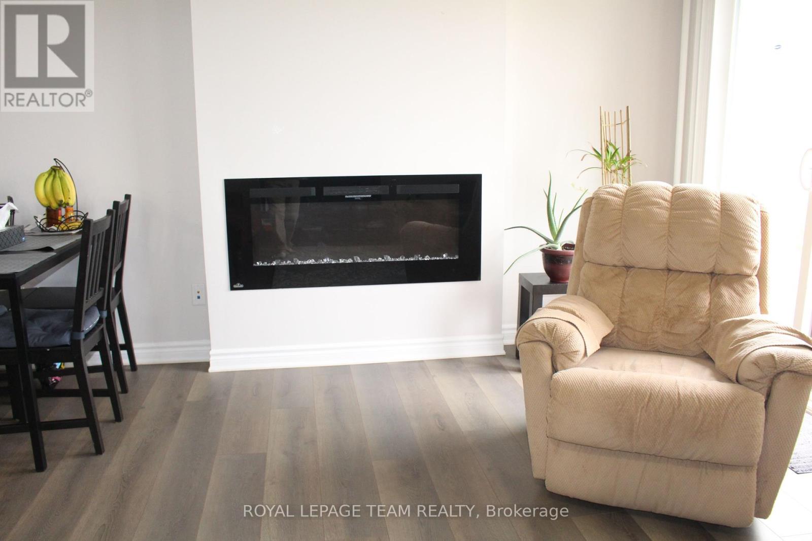 135 Walleye Private, Ottawa, Ontario  K2J 6R2 - Photo 11 - X12466683