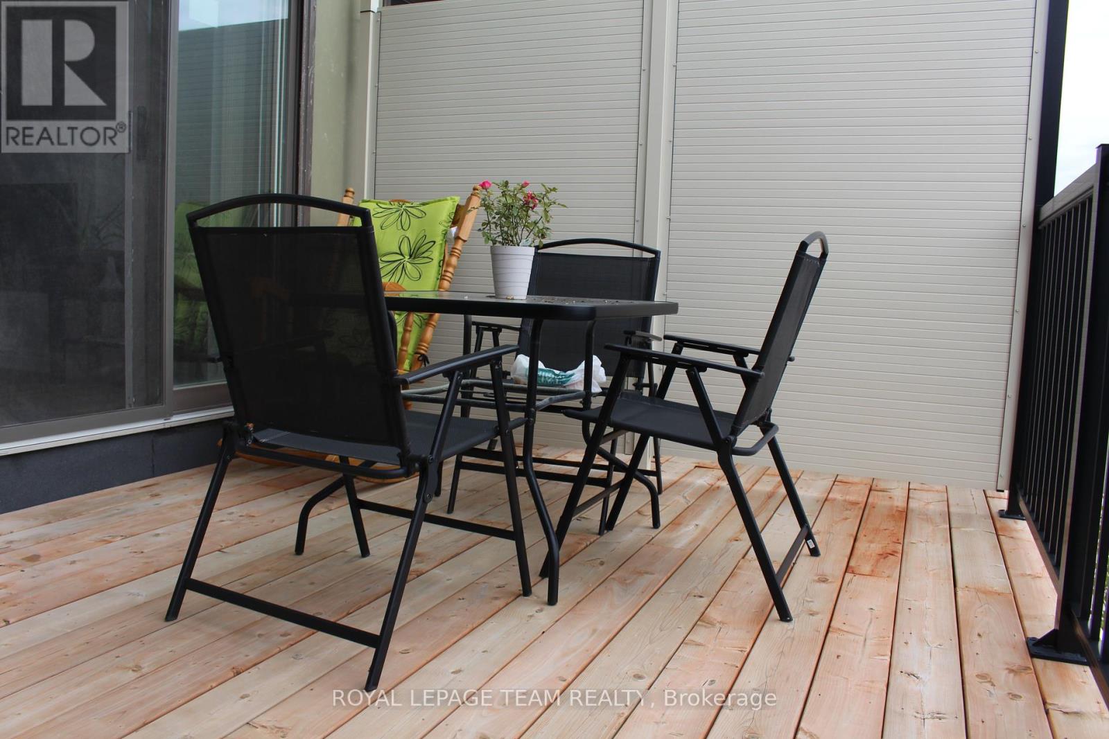 135 Walleye Private, Ottawa, Ontario  K2J 6R2 - Photo 15 - X12466683