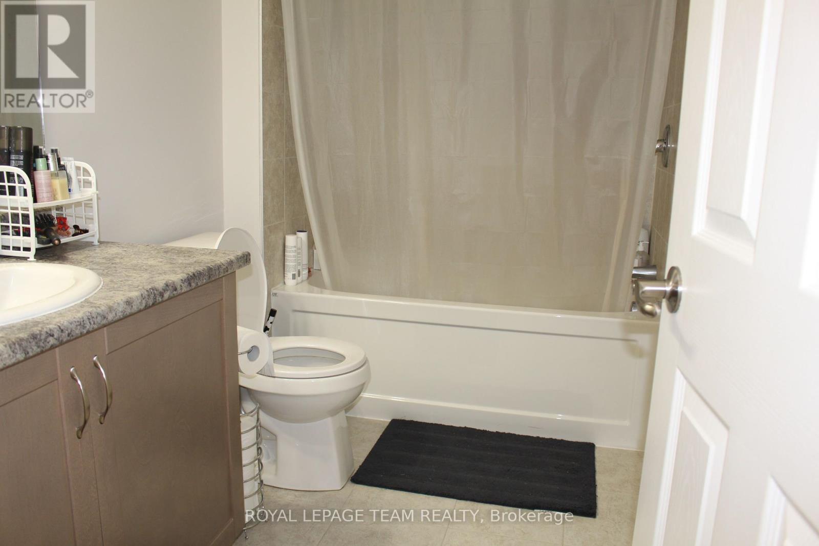 135 Walleye Private, Ottawa, Ontario  K2J 6R2 - Photo 19 - X12466683
