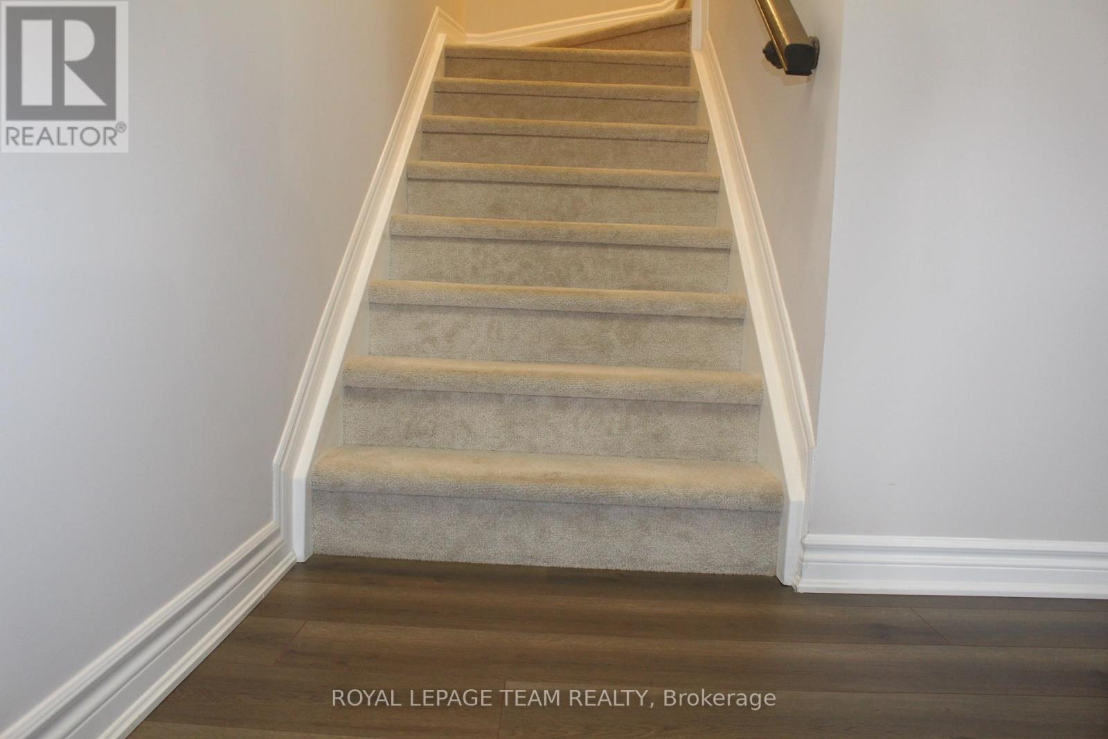 135 Walleye Private, Ottawa, Ontario  K2J 6R2 - Photo 5 - X12466683