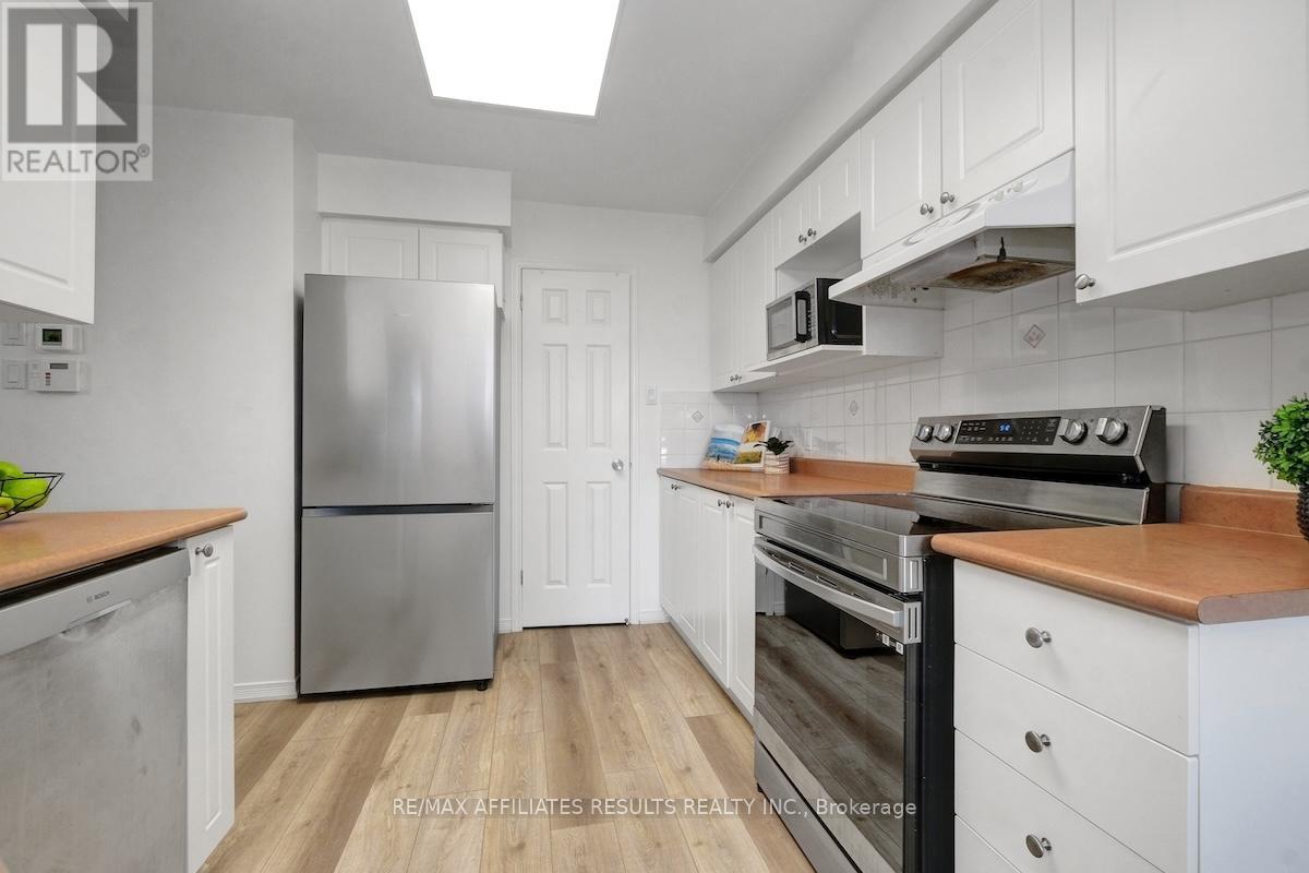 29 Calaveras Avenue, Ottawa, Ontario  K2J 4Z8 - Photo 18 - X12466708