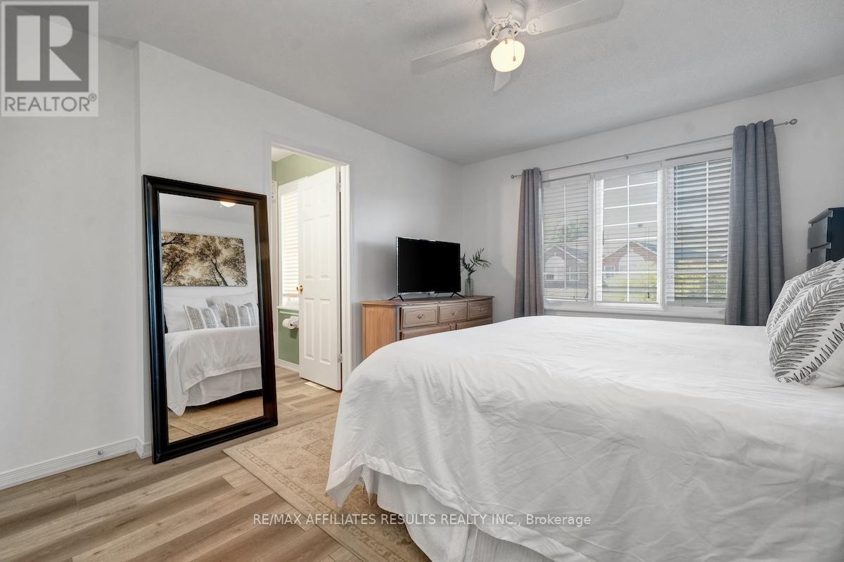 29 Calaveras Avenue, Ottawa, Ontario  K2J 4Z8 - Photo 27 - X12466708
