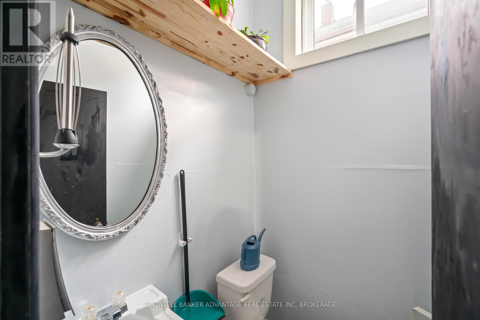 148 Killaly Street E, Port Colborne, Ontario  L3K 1N8 - Photo 14 - X12466607