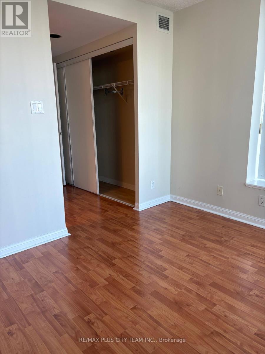 502 - 228 Queens Quay W, Toronto, Ontario  M5J 2X1 - Photo 12 - C12404901