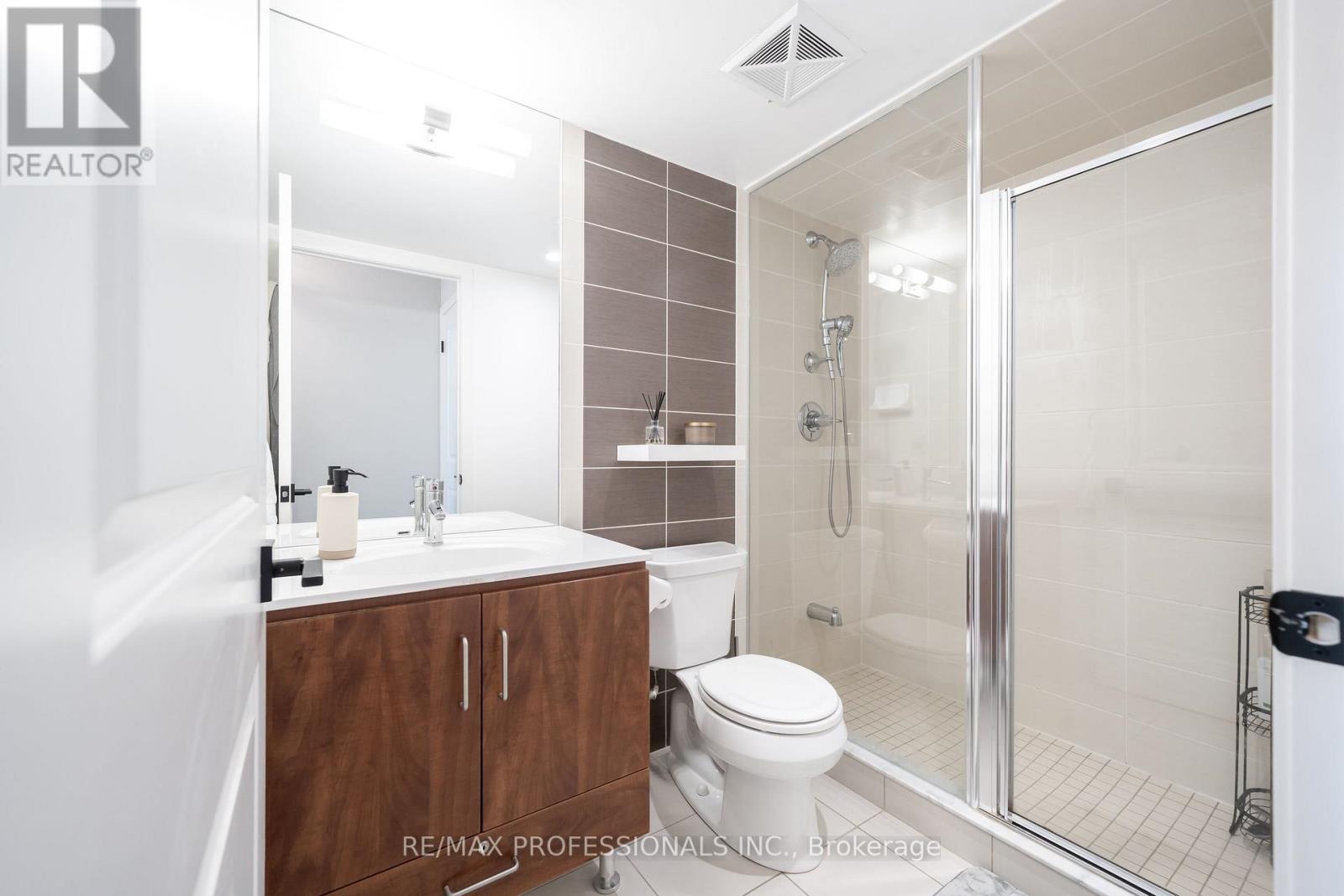 610 - 205 Sherway Gardens Road, Toronto, Ontario  M9C 0A5 - Photo 15 - W12466496