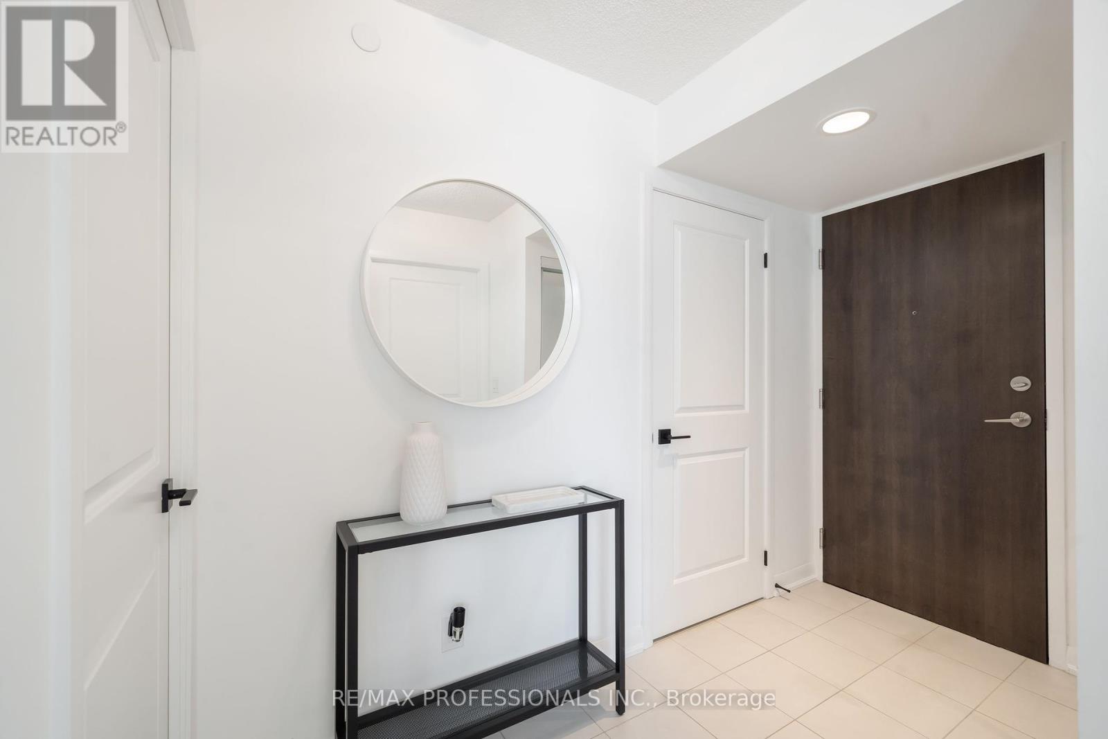 610 - 205 Sherway Gardens Road, Toronto, Ontario  M9C 0A5 - Photo 6 - W12466496