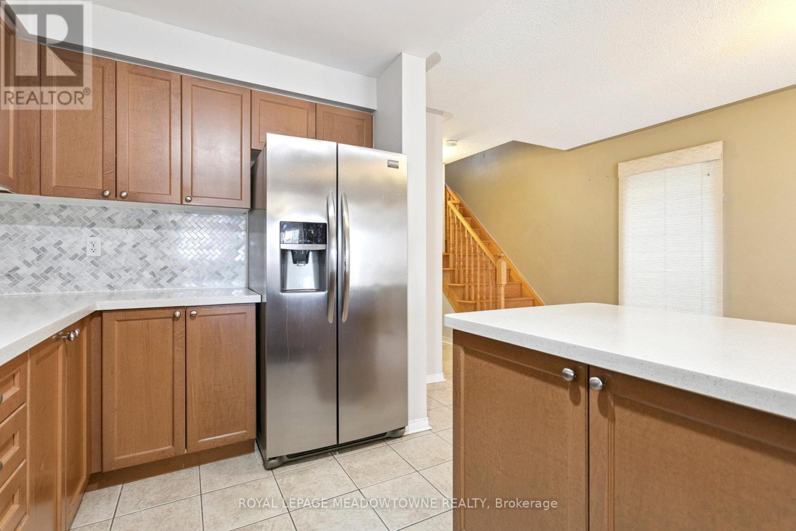 Upper - 132 Crystalview Crescent, Brampton, Ontario  L6P 2R8 - Photo 14 - W12466497
