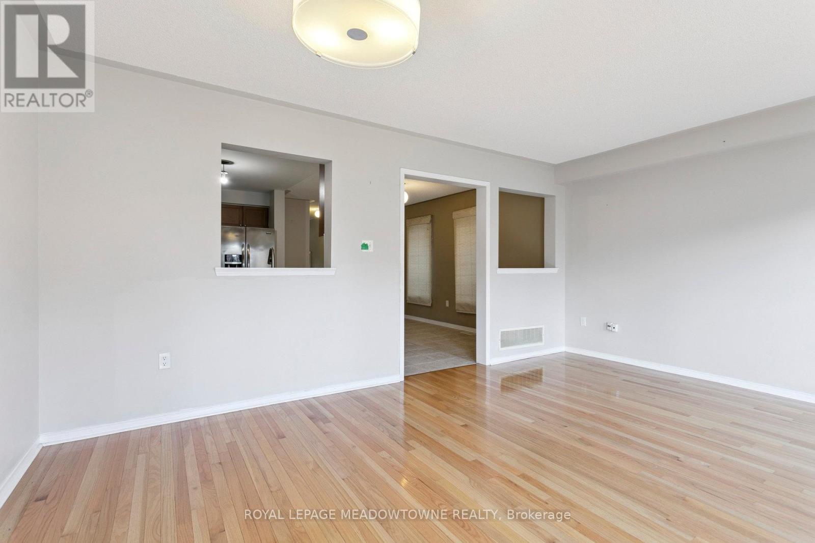 Upper - 132 Crystalview Crescent, Brampton, Ontario  L6P 2R8 - Photo 18 - W12466497